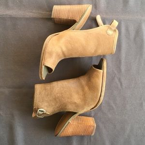 Lucky Lisza Open Toe Bootie Sandal Size 6 EUC